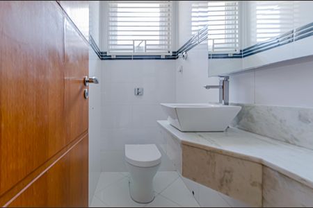 Casa para alugar com 184m², 3 quartos e 2 vagasLavabo 2