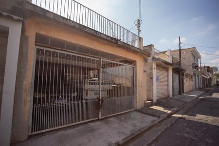 Casa à venda com 200m², 2 quartos e 3 vagasFachada