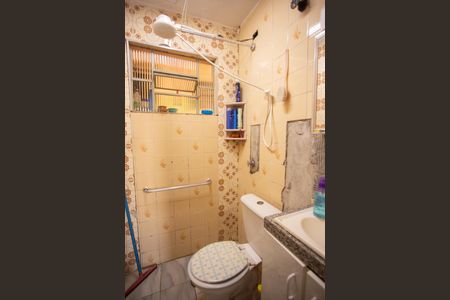 Casa à venda com 200m², 2 quartos e 3 vagasBanheiro