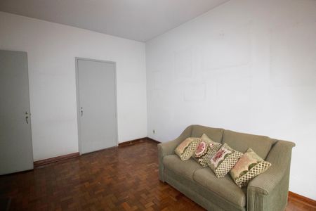 Casa à venda com 350m², 4 quartos e 2 vagas Casa à venda com 350m², 4 quartos e 2 vagasSala 2