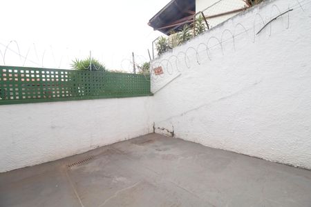 Casa à venda com 350m², 4 quartos e 2 vagas Casa à venda com 350m², 4 quartos e 2 vagasÁrea de Serviço