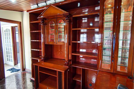 Apartamento à venda com 215m², 4 quartos e 2 vagasQuarto 2