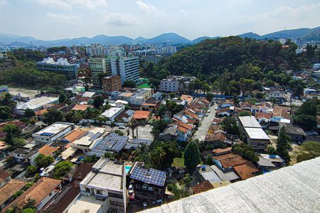 Apartamento à venda com 215m², 4 quartos e 2 vagasCobertura