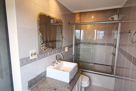 Apartamento à venda com 215m², 4 quartos e 2 vagasBanheiro/ Suite master