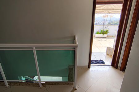 Apartamento à venda com 215m², 4 quartos e 2 vagasHall