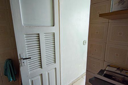 Apartamento à venda com 215m², 4 quartos e 2 vagasBanheiro de Serviço