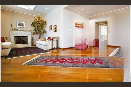 Casa à venda com 4 quartos, 505m² em Brooklin, São Paulo