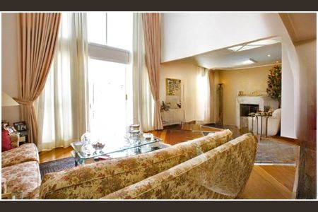 Casa à venda com 4 quartos, 505m² em Brooklin, São Paulo