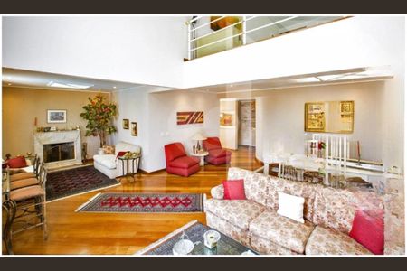 Casa à venda com 505m², 4 quartos e 6 vagas