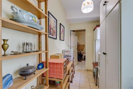 Casa de Condomínio à venda com 4 quartos, 177m² em Vila Elvira, São Paulo