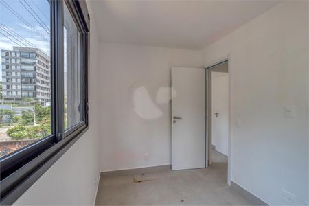 Casa à venda com 4 quartos, 216m² em Campo Belo, São Paulo