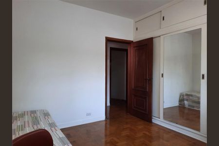 Casa à venda com 277m², 3 quartos e 4 vagas