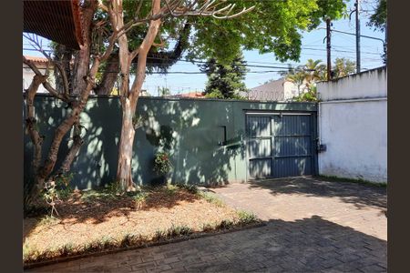 Casa à venda com 277m², 3 quartos e 4 vagas