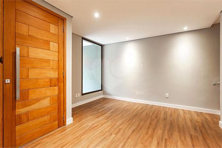 Casa à venda com 4 quartos, 427m² em Santo Amaro, São Paulo