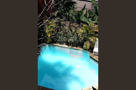 Casa de Condomínio à venda com 3 quartos, 326m² em Instituto de Previdencia, São Paulo