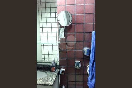 Casa de condomínio à venda com 326m², 3 quartos e 2 vagas