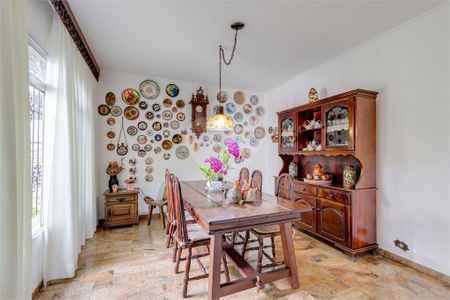 Casa de Condomínio à venda com 3 quartos, 129m² em Vila Elvira, São Paulo