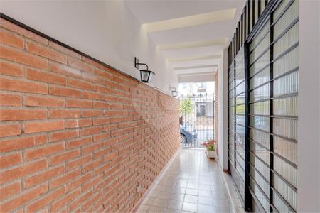 Casa de Condomínio à venda com 3 quartos, 129m² em Vila Elvira, São Paulo