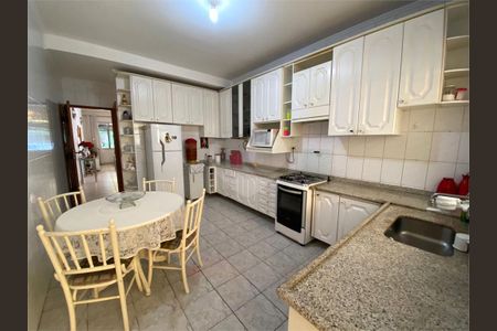 Casa à venda com 3 quartos, 126m² em Jabaquara, São Paulo