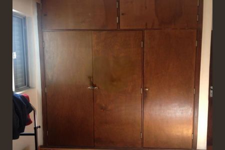 Casa à venda com 3 quartos, 180m² em Jardim das Acacias, São Paulo