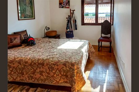 Casa à venda com 3 quartos, 152m² em Vila Cordeiro, São Paulo