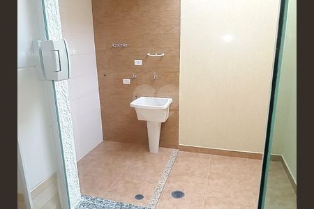 Casa à venda com 3 quartos, 120m² em Vila Brasilina, São Paulo