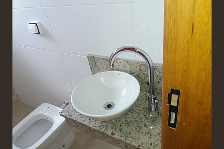 Casa à venda com 3 quartos, 120m² em Vila Brasilina, São Paulo