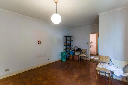 Casa à venda com 3 quartos, 240m² em Vila Mariana, São Paulo