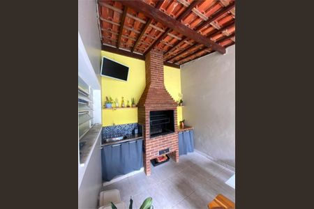 Casa à venda com 3 quartos, 130m² em Jardim Maraba(Zona Sul), São Paulo