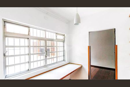 Casa à venda com 3 quartos, 140m² em Campo Belo, São Paulo