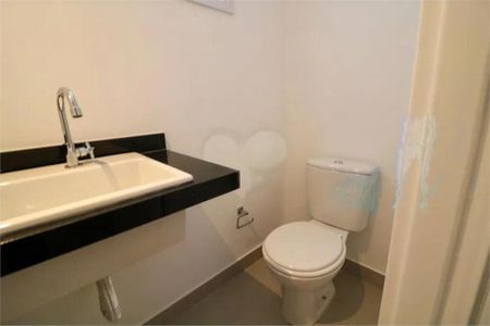 Casa à venda com 103m², 2 quartos e 1 vaga