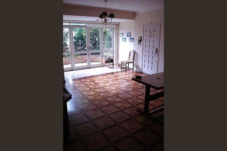 Casa à venda com 4 quartos, 380m² em Jabaquara, São Paulo