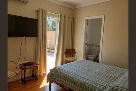 Casa à venda com 3 quartos, 176m² em Vila Ipojuca, São Paulo