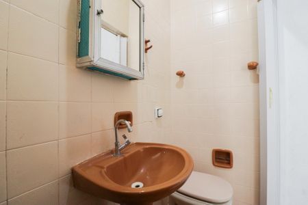 Casa para alugar com 150m², 2 quartos e sem vaga Casa para alugar com 150m², 2 quartos e sem vagaBanheiro da Suíte