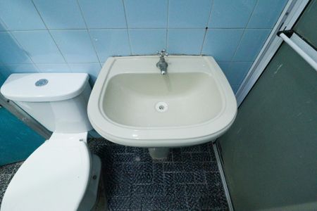 Casa para alugar com 150m², 2 quartos e sem vaga Casa para alugar com 150m², 2 quartos e sem vagaBanheiro Social