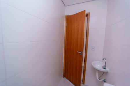 Apartamento à venda com 40m², 2 quartos e sem vaga Apartamento à venda com 40m², 2 quartos e sem vagaBanheiro