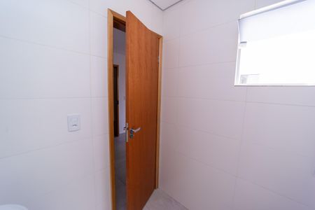 Apartamento à venda com 34m², 2 quartos e sem vaga Apartamento à venda com 34m², 2 quartos e sem vagaBanheiro