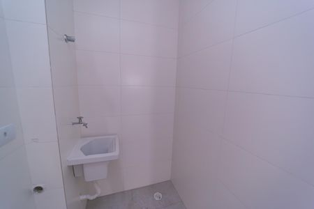 Apartamento à venda com 34m², 2 quartos e sem vaga Apartamento à venda com 34m², 2 quartos e sem vagaCozinha e Área de Serviço