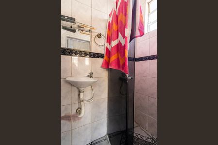 Casa para alugar com 38m², 3 quartos e sem vaga Casa para alugar com 38m², 3 quartos e sem vagaBanheiro 2