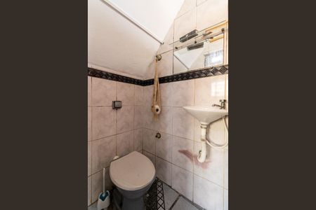 Casa para alugar com 38m², 3 quartos e sem vaga Casa para alugar com 38m², 3 quartos e sem vagaBanheiro 2