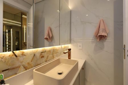 Apartamento à venda com 112m², 3 quartos e 2 vagasBanheiro da Suíte 2