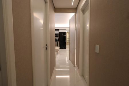 Apartamento à venda com 112m², 3 quartos e 2 vagasCorredor