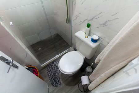 Apartamento à venda com 60m², 3 quartos e 1 vaga Apartamento à venda com 60m², 3 quartos e 1 vagaBanheiro