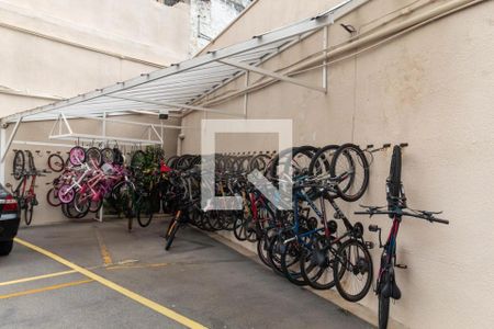 Apartamento à venda com 60m², 3 quartos e 1 vaga Apartamento à venda com 60m², 3 quartos e 1 vagaÁrea comum - Bicicletário