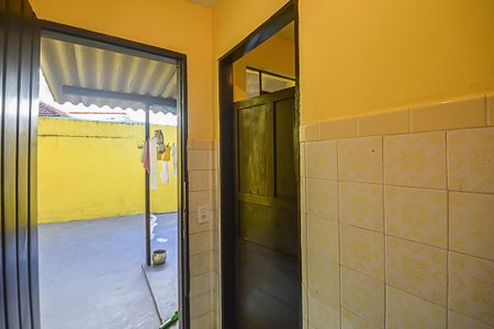 Casa à venda com 460m², 2 quartos e 3 vagas Casa à venda com 460m², 2 quartos e 3 vagasBanheiro de Serviço