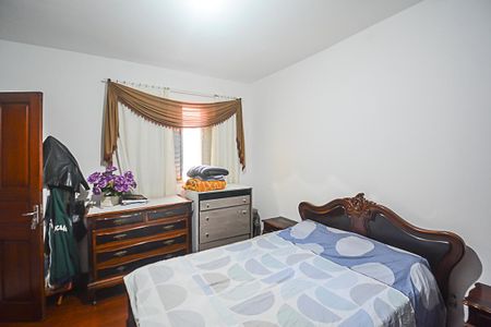 Casa à venda com 460m², 2 quartos e 3 vagas Casa à venda com 460m², 2 quartos e 3 vagasQuarto 2