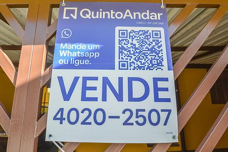 Casa à venda com 460m², 2 quartos e 3 vagas Casa à venda com 460m², 2 quartos e 3 vagasPlaca