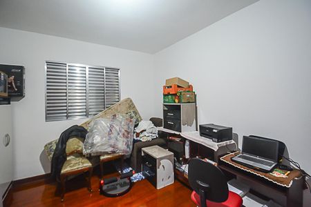 Casa à venda com 460m², 2 quartos e 3 vagas Casa à venda com 460m², 2 quartos e 3 vagasQuarto 1