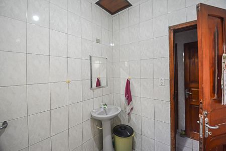 Casa à venda com 460m², 2 quartos e 3 vagas Casa à venda com 460m², 2 quartos e 3 vagasBanheiro