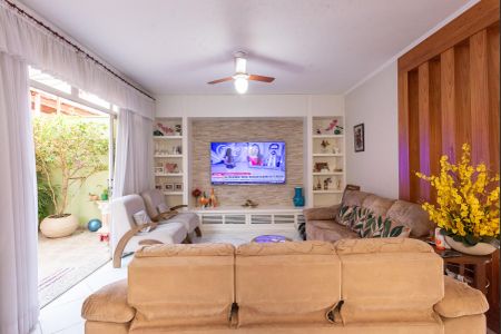 Sala de Estar de casa à venda com 4 quartos, 350m² em Jardim Aurelia, Campinas